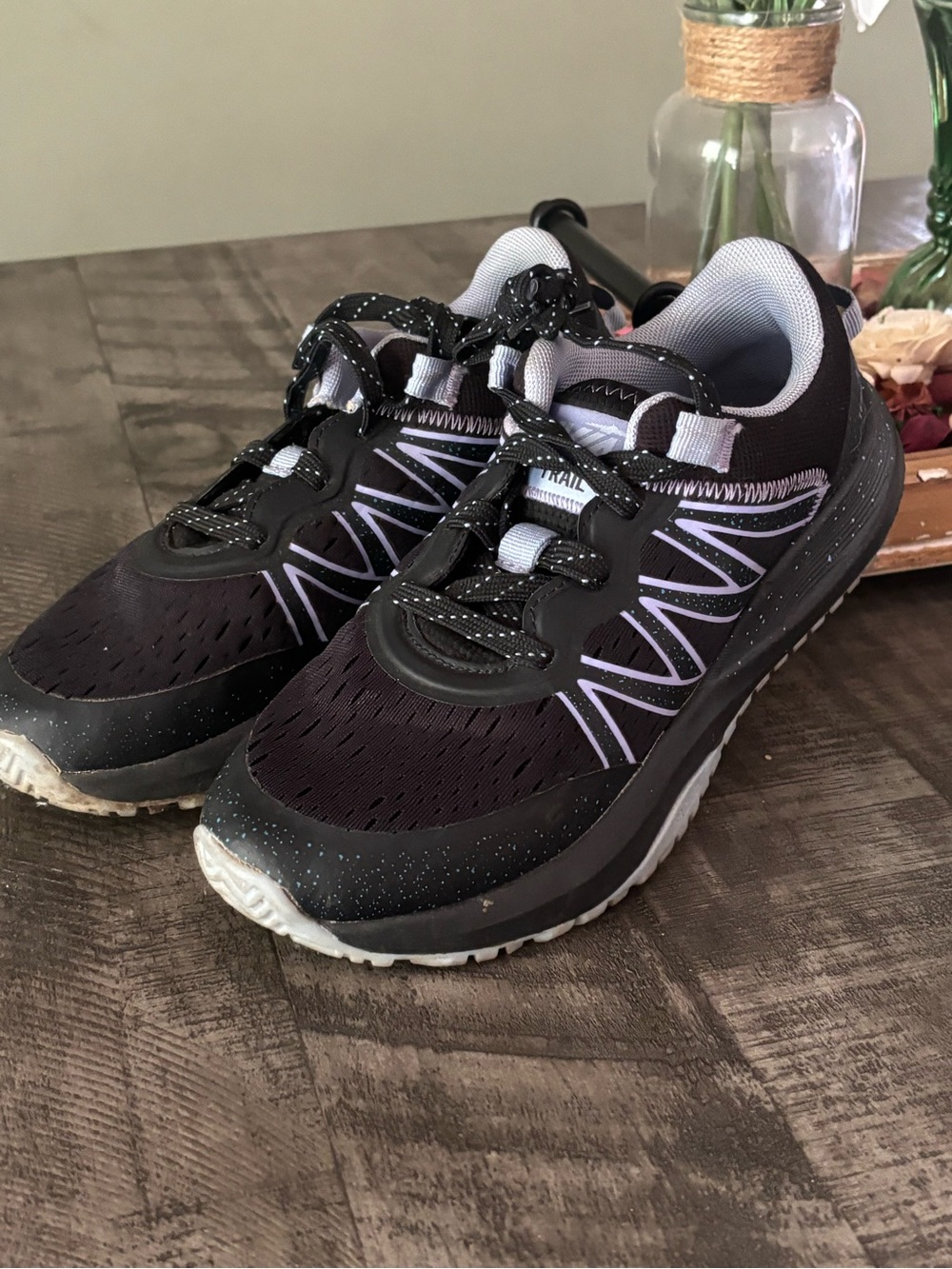 Avia Black and Lilac Sneakers